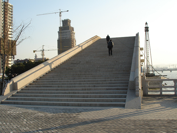 金山石
